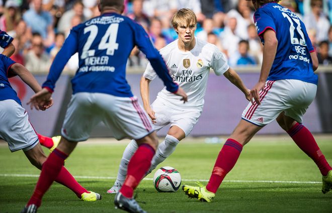 转会窗的每 转会窗的每